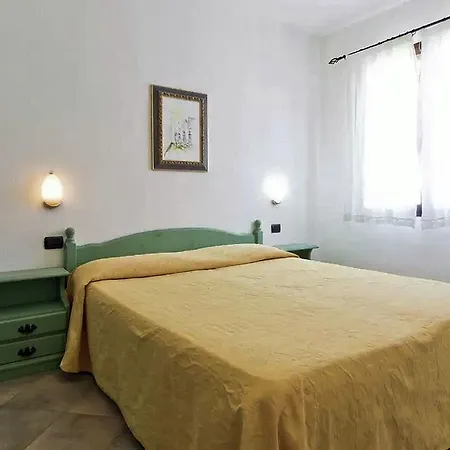 Holiday Mediterraneo شقة